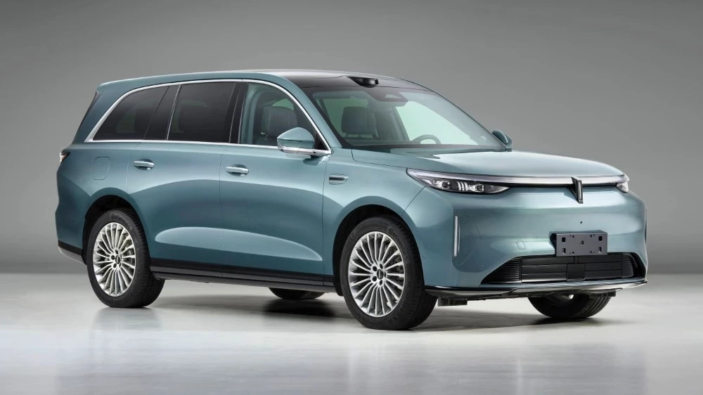  GWM готовит сразу две новые версии кроссовера Wey V9X. Какая-то из них появится в России