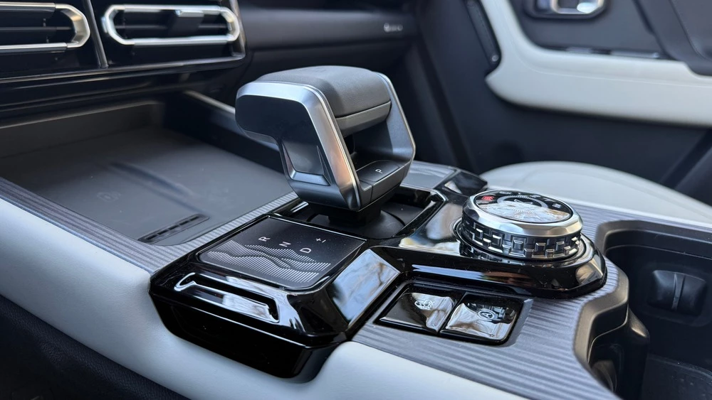  Jetour T1: кроссовер со звездочкой. Наш тест-драйв &laquo;младшего брата&raquo; Т2