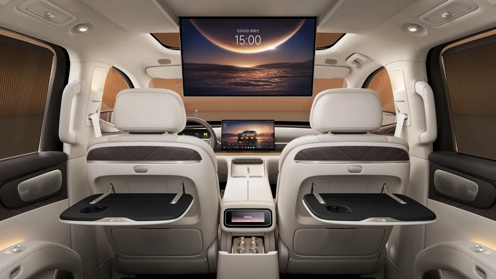  Leapmotor D19 вышел на рынок. Большой гибрид с самой емкой батареей продают по цене Li Auto L6