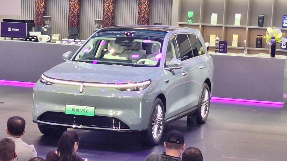  Li Auto L9 Livis, Wey V9X и другие премьеры Пекина. Онлайн-репортаж с главной выставки года