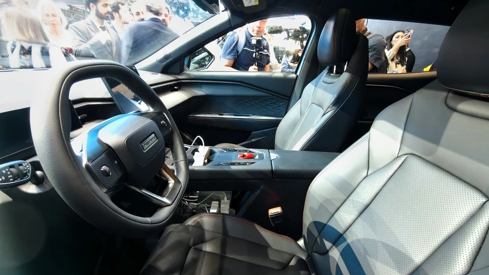  На автосалоне в Пекине представили Omoda C4. Этот кроссовер появится в России до конца года