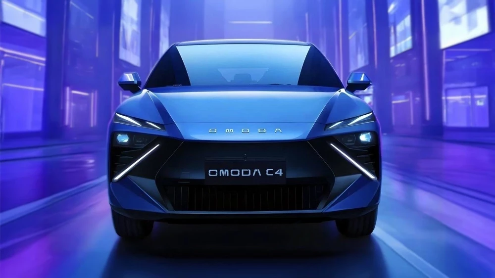  На автосалоне в Пекине представили Omoda C4. Этот кроссовер появится в России до конца года