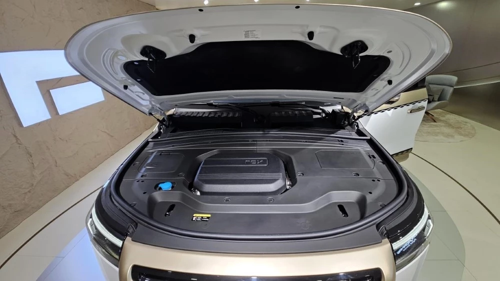  Не только для шейхов. Первый обзор Rox Adamas Royal Edition