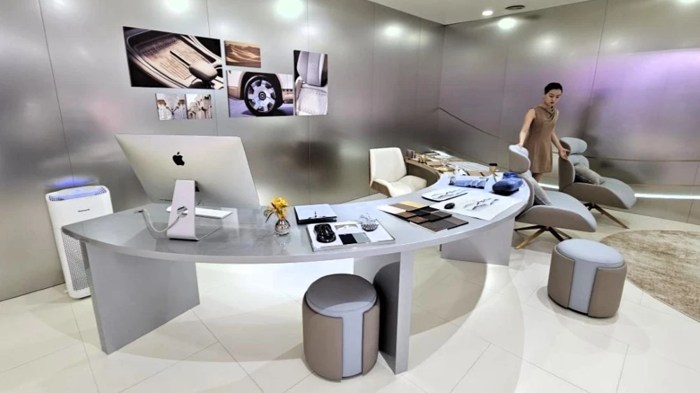  Не только для шейхов. Первый обзор Rox Adamas Royal Edition