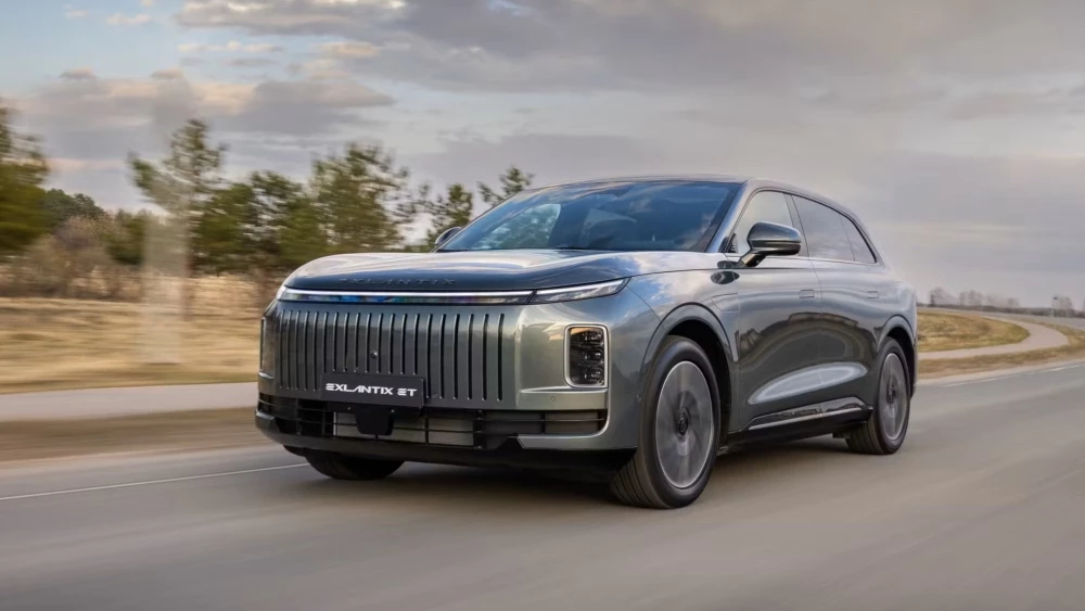  Обновленный Exeed Exlantix ET появится в России в октябре. Как изменится кроссовер