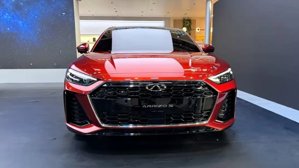  От внедорожника до седана. Chery показала в Пекине четыре новых концепт-кара