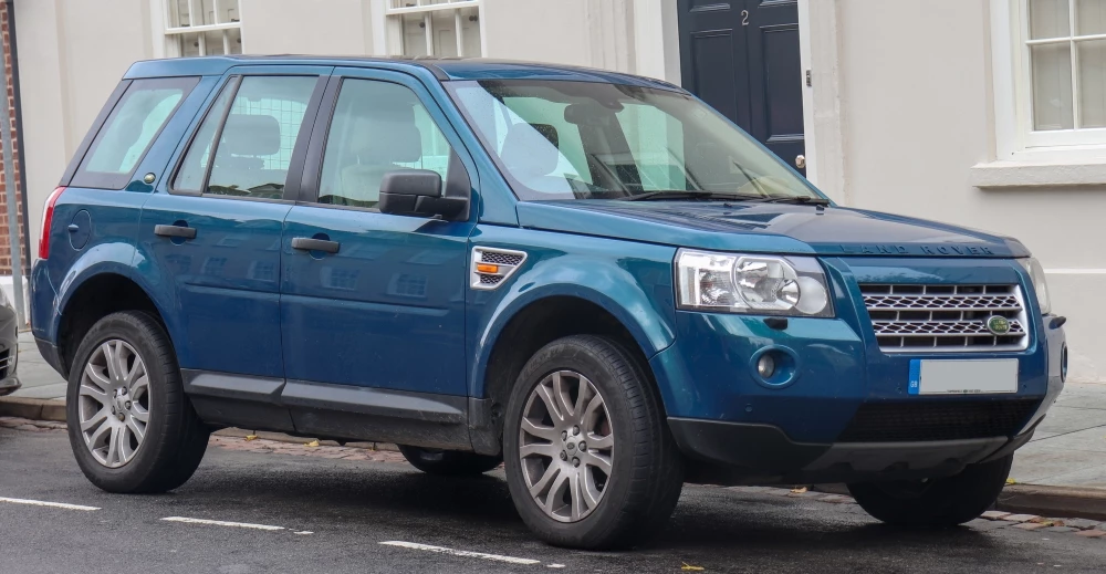 Представлена первая модель бренда Freelander. Что у нее от Land Rover, а что от Chery?