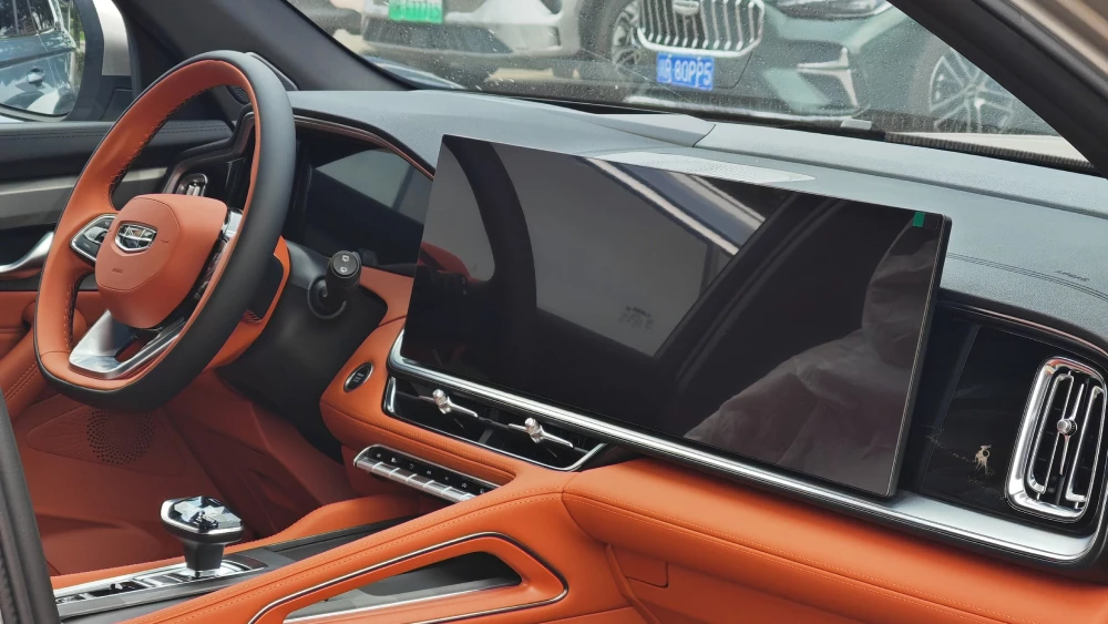  Приоритет экономии. Гибридные Geely Monjaro и Preface стало возможно заказать в Китае