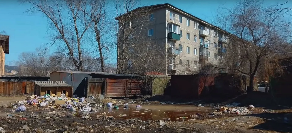 Как ИИ хвалит власть от имени народа, создавая иллюзию одобрения её работы