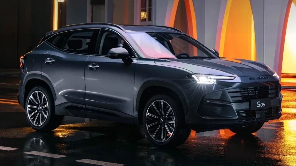 Soueast объявил цены на кроссовер S06 в России. Модель уже можно купить