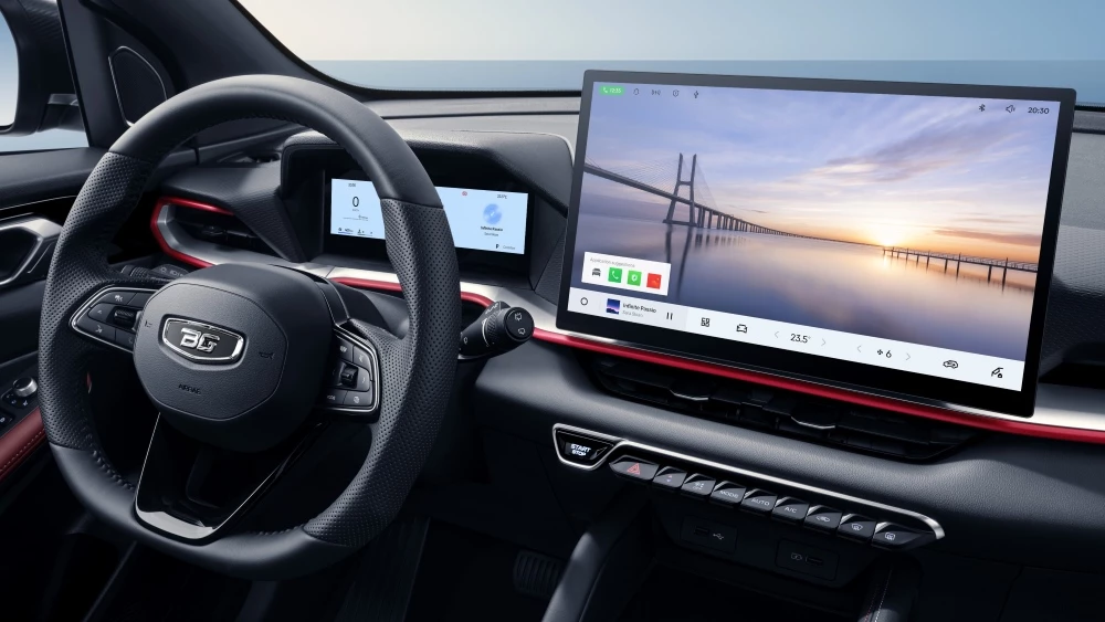  У Belgee X50+ появилась новая комплектация &laquo;Оникс&raquo;. Она отличается дизайном и ценой