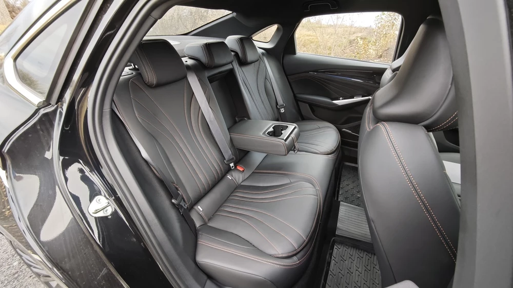  &laquo;Ускакавших лошадей&raquo; заметит не каждый. Как дилеры Geely продают более доступные Preface