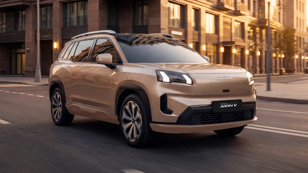  В GAC назвали цены на электрический кроссовер Aion V в России. Его уже можно купить
