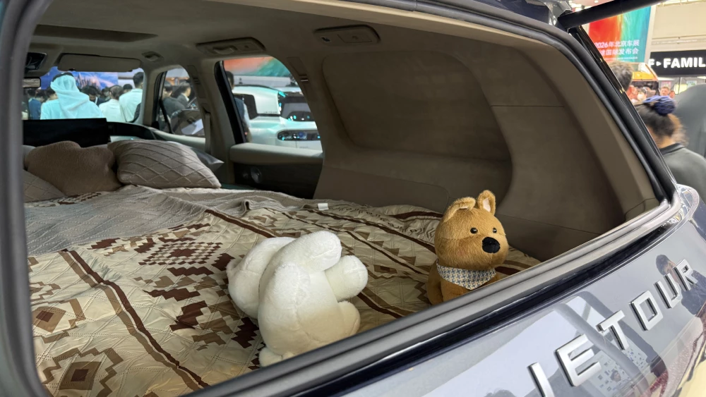  Восемь новинок на двоих. Что показали Jetour&nbsp;и Soueast на Пекинском автосалоне-2026