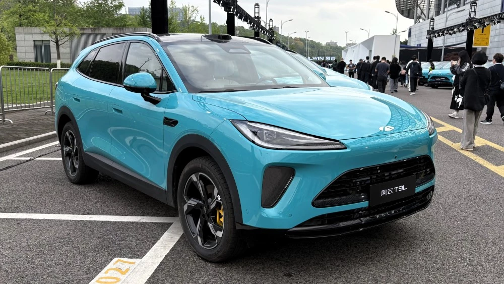 Запас хода в 2000 км. Chery начала продажи кроссовера Fulwin T9L в Китае