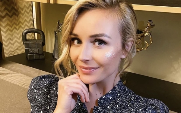 Полина Гагарина рассекретила новый роман: бойфрендом певицы стал её 36-летний концертный директор