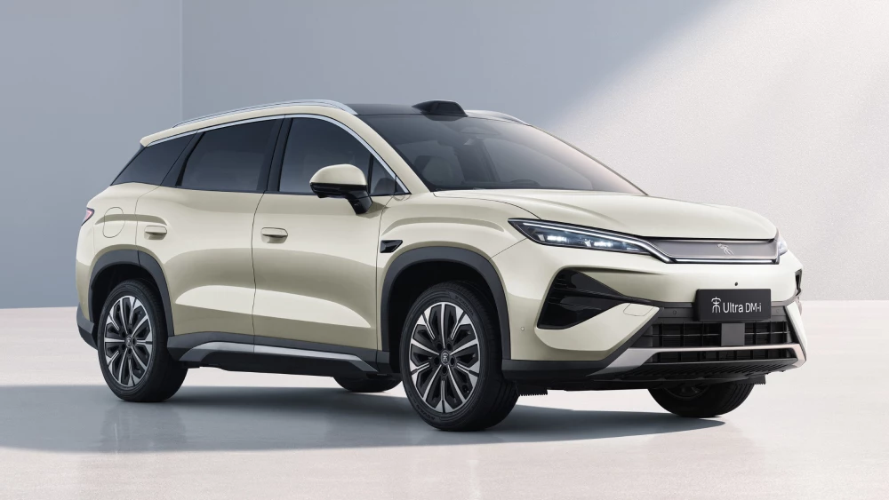 Цены гибридного BYD Song Ultra DM-i назвали в Китае. Кроссовер уже можно купить