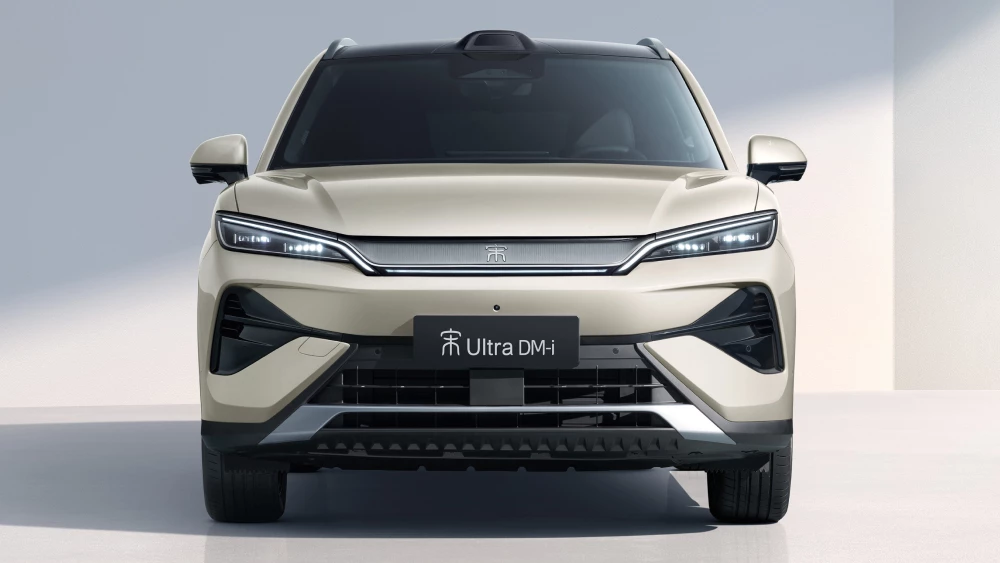  Цены гибридного BYD Song Ultra DM-i назвали в Китае. Кроссовер уже можно купить