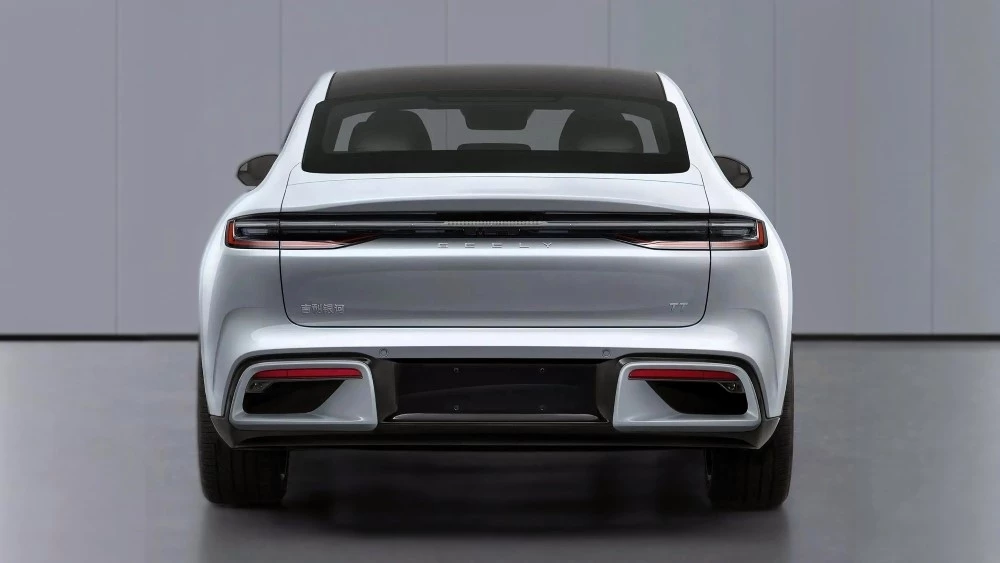  Чуть-чуть Audi и немножко Xiaomi. Geely зарегистрировала новый седан Galaxy TT