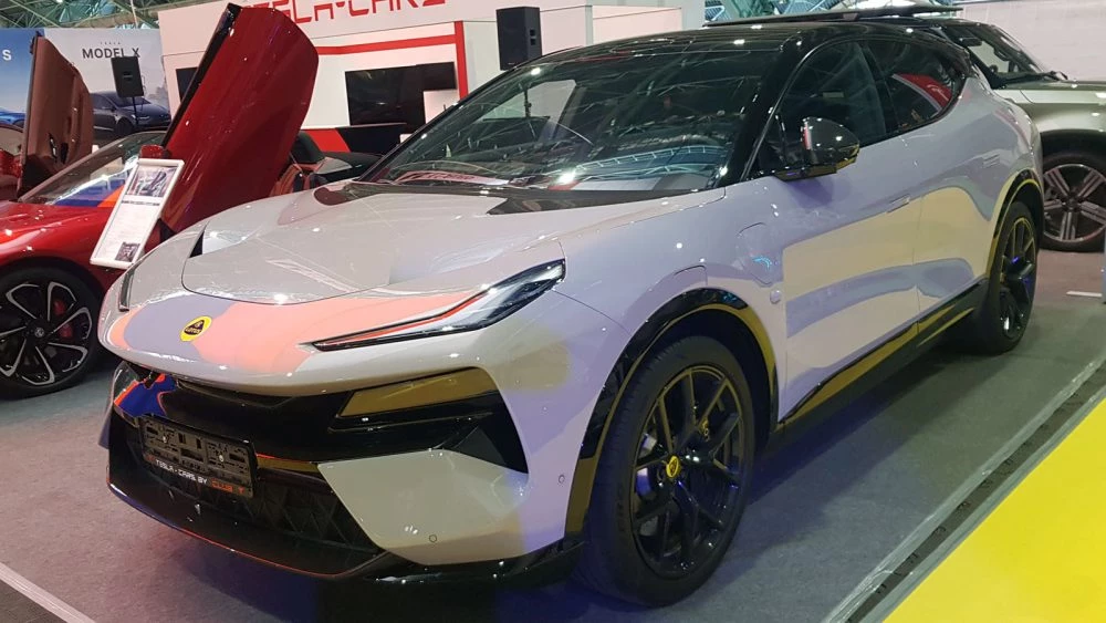  Geely EX2 вышел в бестселлеры. Почему в Беларуси пересаживаются на электрокары и гибриды