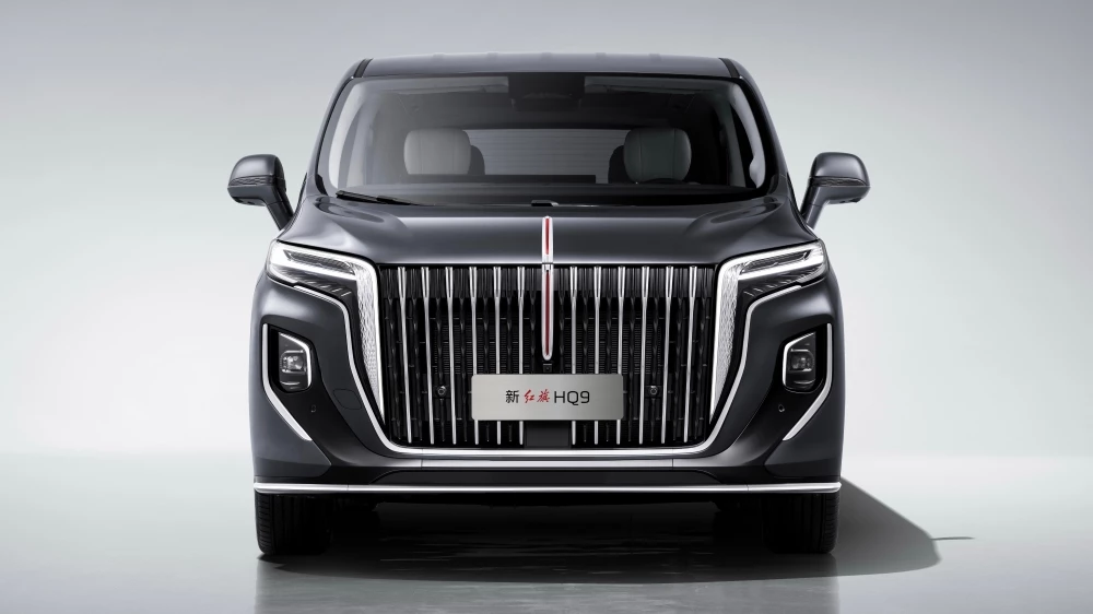  Hongqi обновил седан H5 и минивэн HQ9. Что изменилось и какие цены