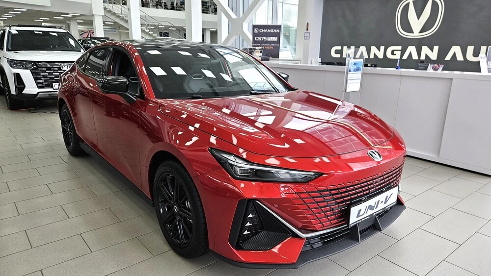  Новый Changan Uni-V получил ОТТС для России. Его сборку наладят в Калининграде