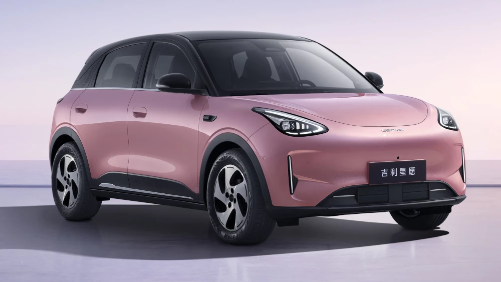  Обновленный Geely EX2 начали продавать в Китае. Бестселлер получил более 100 улучшений