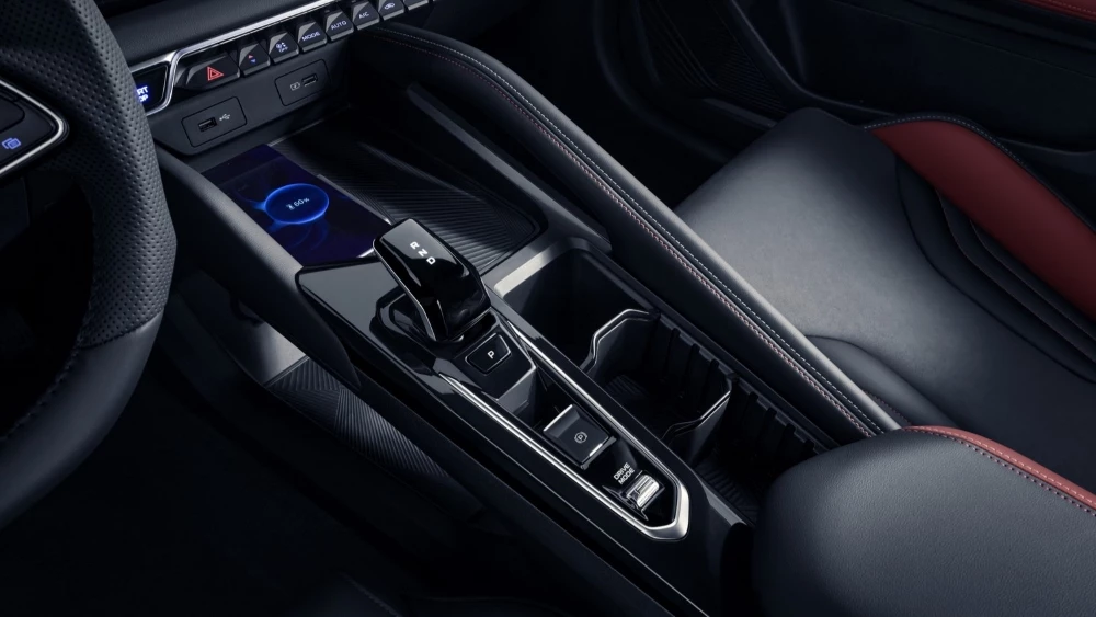  Продажи нового Geely Coolray стартовали в России. Цена и оснащение