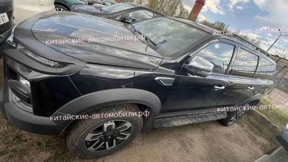  Рамный внедорожник JAC JS9 тестируют в России. Фото и подробности