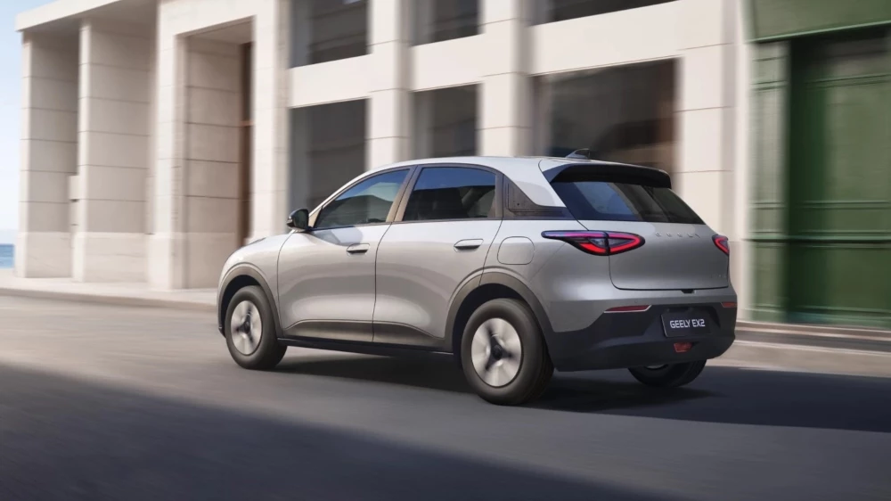  Самый компактный, но не самый доступный. В Казахстане стартовали продажи Geely Galaxy EX2