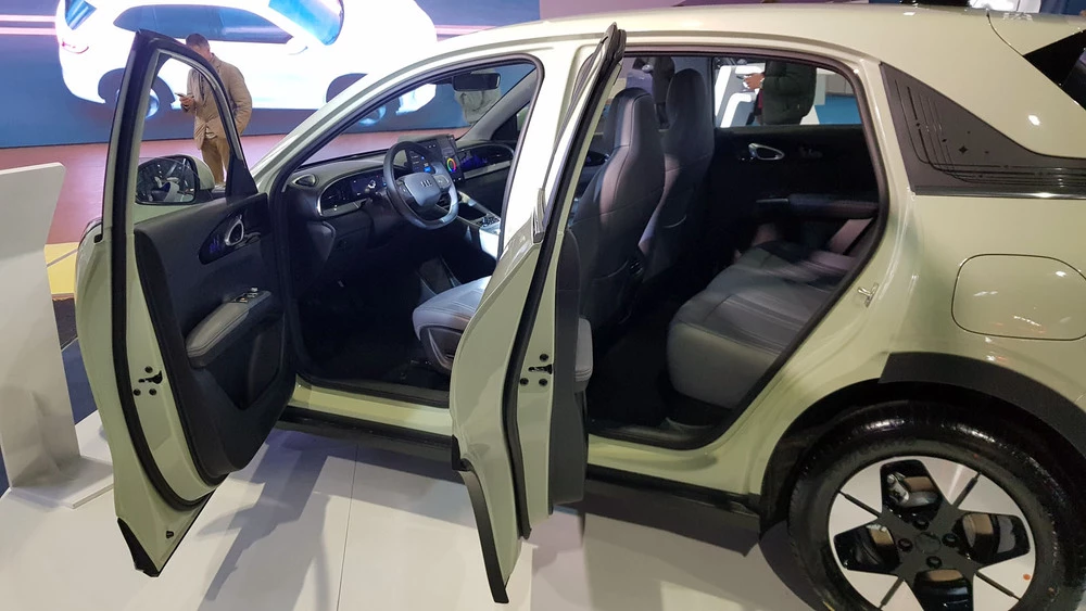  Самый компактный, но не самый доступный. В Казахстане стартовали продажи Geely Galaxy EX2