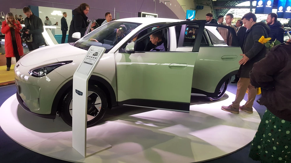  Самый компактный, но не самый доступный. В Казахстане стартовали продажи Geely Galaxy EX2
