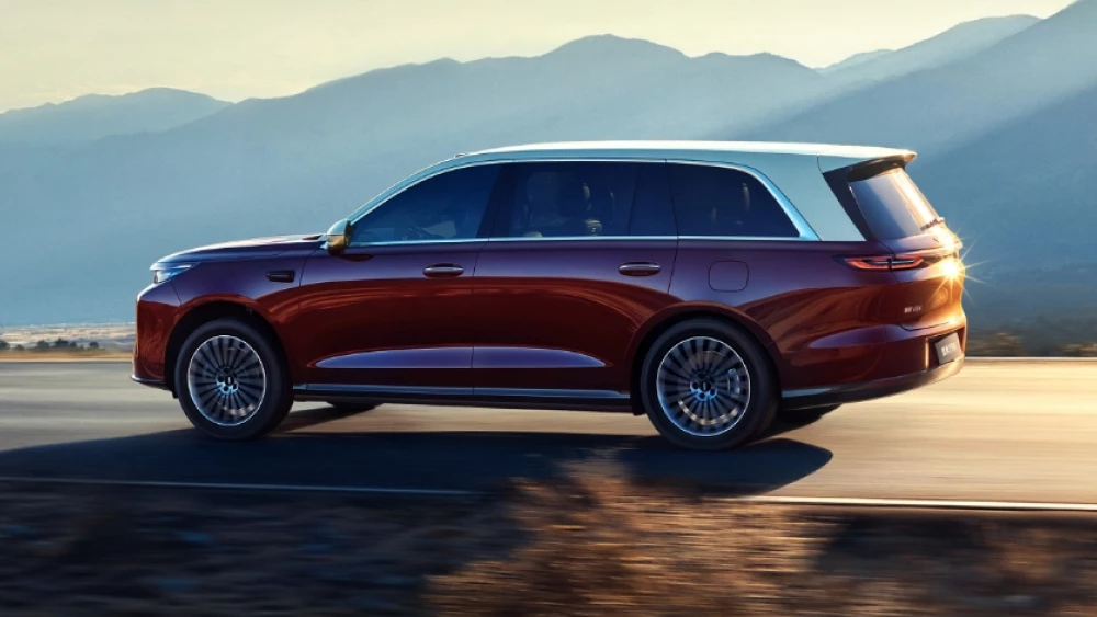  Старт продаж кроссовера Wey V9X объявили в Китае. Этот SUV ждут в России