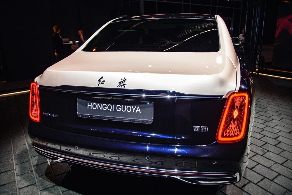  В России представили Hongqi Guoya за 30 млн. Китайский седан выходит на территорию S-класса
