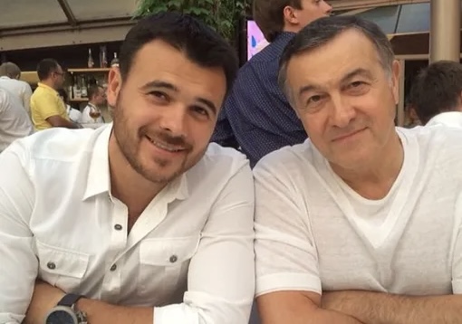 Эмин впервые прокомментировал тайную свадьбу отца с 27-летней избранницей: &laquo;Там два сильно младших брата&raquo;