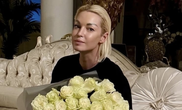 &laquo;Ему очень плохо&raquo;: Анастасия Волочкова навестила разбитого инсультом отца