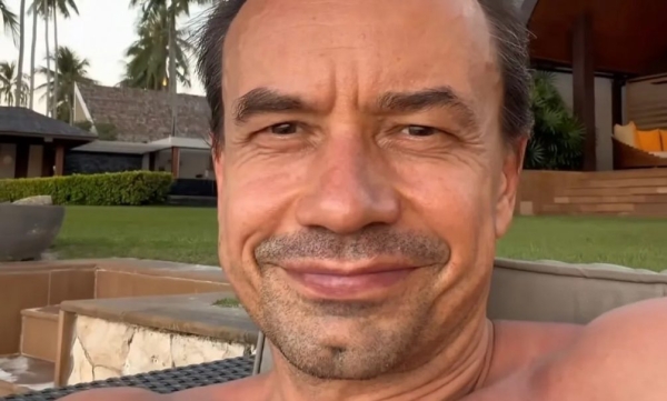 &laquo;Стероидный старик&raquo; и &laquo;чучело&raquo;: Алексей Серов ответил на волну критики после концерта в Иркутске