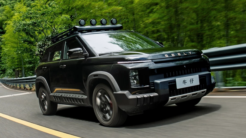  Цены на обновленный Geely Cowboy назвали в Китае. Кроссовер подешевел