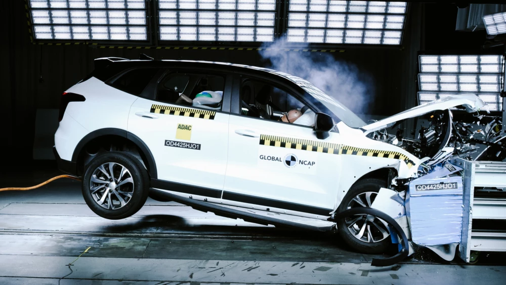  Краш-тест Haval Jolion пошел не по плану. Кроссовер получил лишь 2 звезды Global NCAP