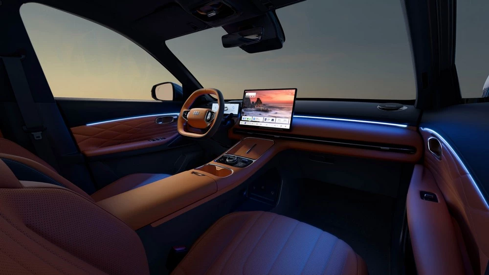  Кроссовер Geely Starship 7 EV вышел в предзаказ. Чем он отличается от доступного в России Geely EX5?