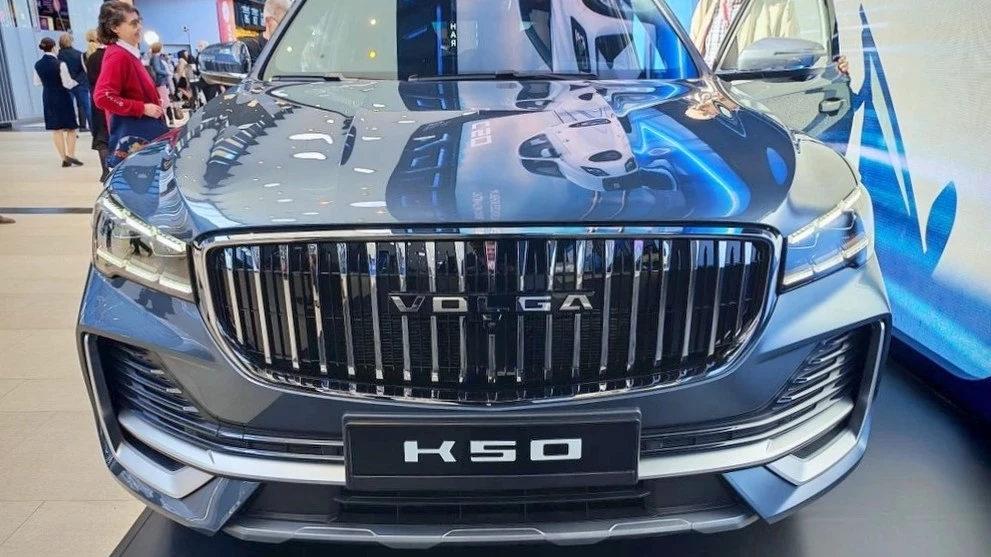  Кроссовер Volga K50 впервые показали на публике. Но громкой презентации не случилось