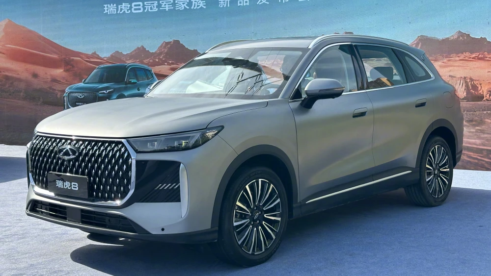  Линейку кроссоверов Chery Tiggo 8 обновили в Китае. Сколько они стоят