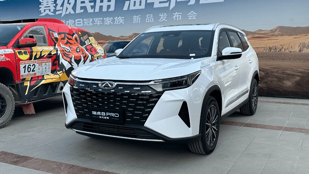  Линейку кроссоверов Chery Tiggo 8 обновили в Китае. Сколько они стоят
