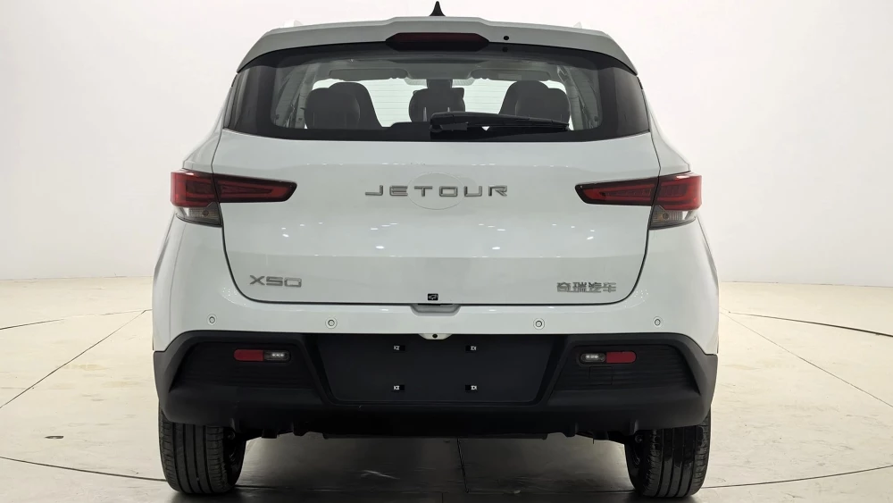  Новые Jetour X90 и Jetour X50. В Китае рассекретили два будущих кроссовера марки