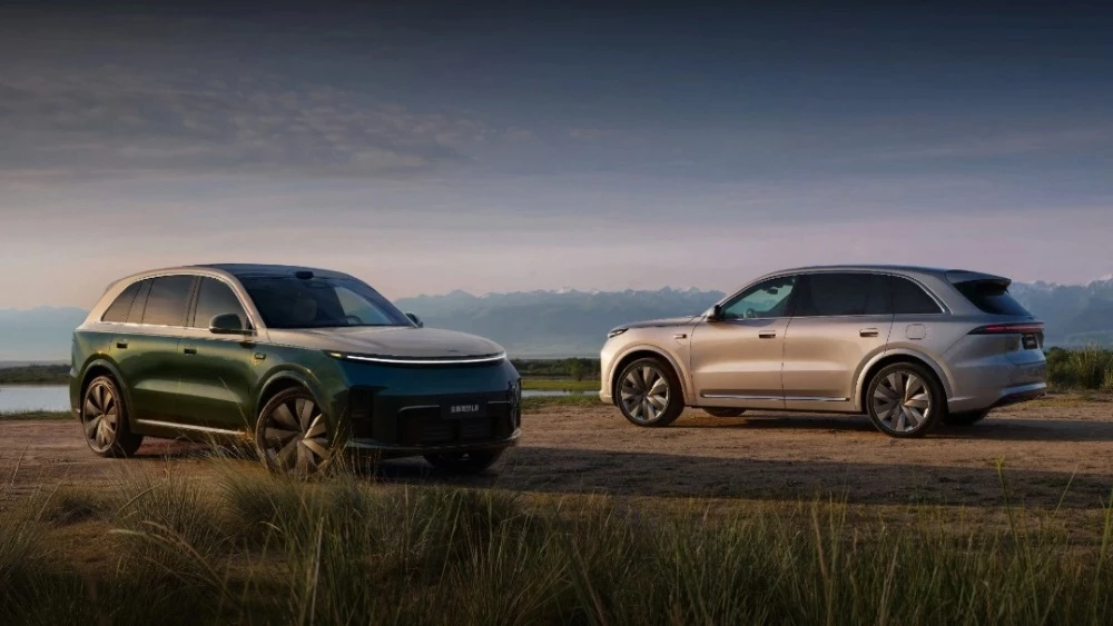  Новый Li Auto L8 вышел на рынок Китая. Этот кроссовер уже сертифицируют в России