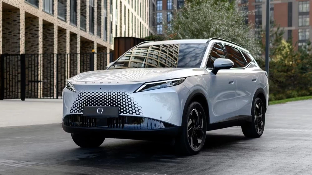  От Geely и Tenet до Hongqi и &laquo;Москвича&raquo;. С кем будут конкурировать в России модели Volga