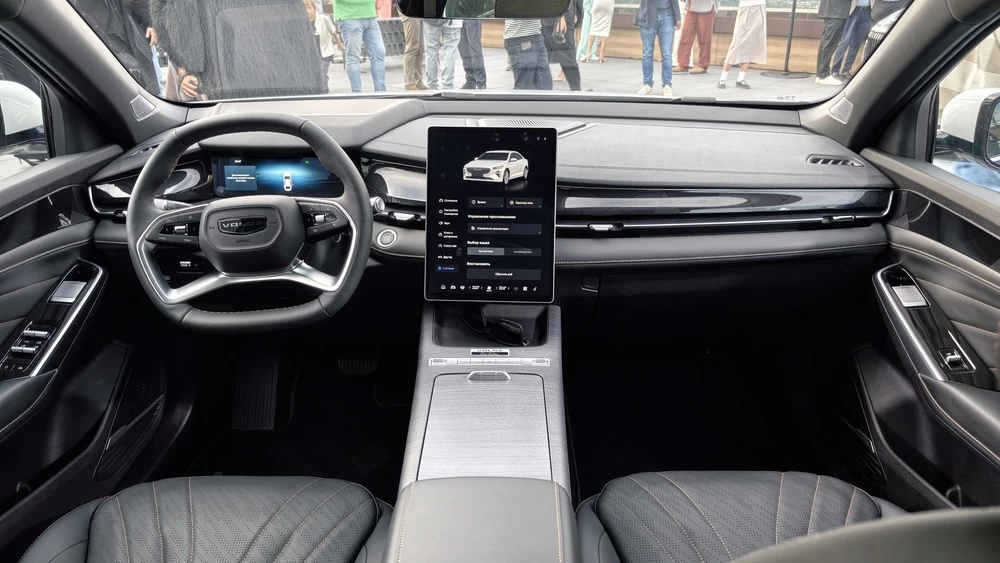  От Geely и Tenet до Hongqi и &laquo;Москвича&raquo;. С кем будут конкурировать в России модели Volga