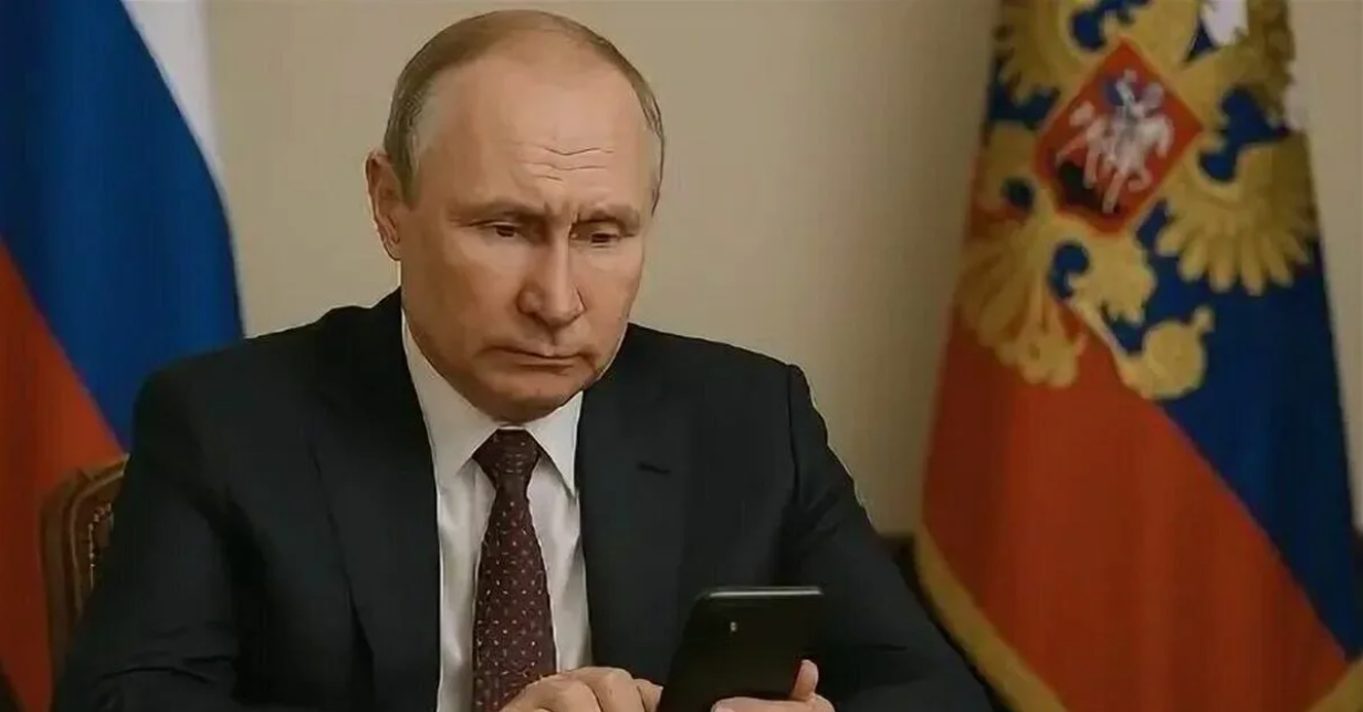 Мессенджер Max умер