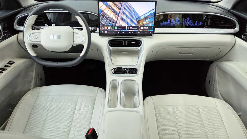  Тест-драйв Geely EX2. За что его покупают в Беларуси и что может вызвать вопросы