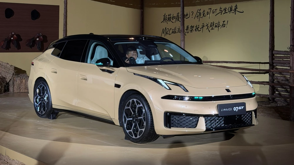  Универсал Lynk & Co 07 GT от российского дизайнера вышел в предзаказ. Сколько стоит новинка
